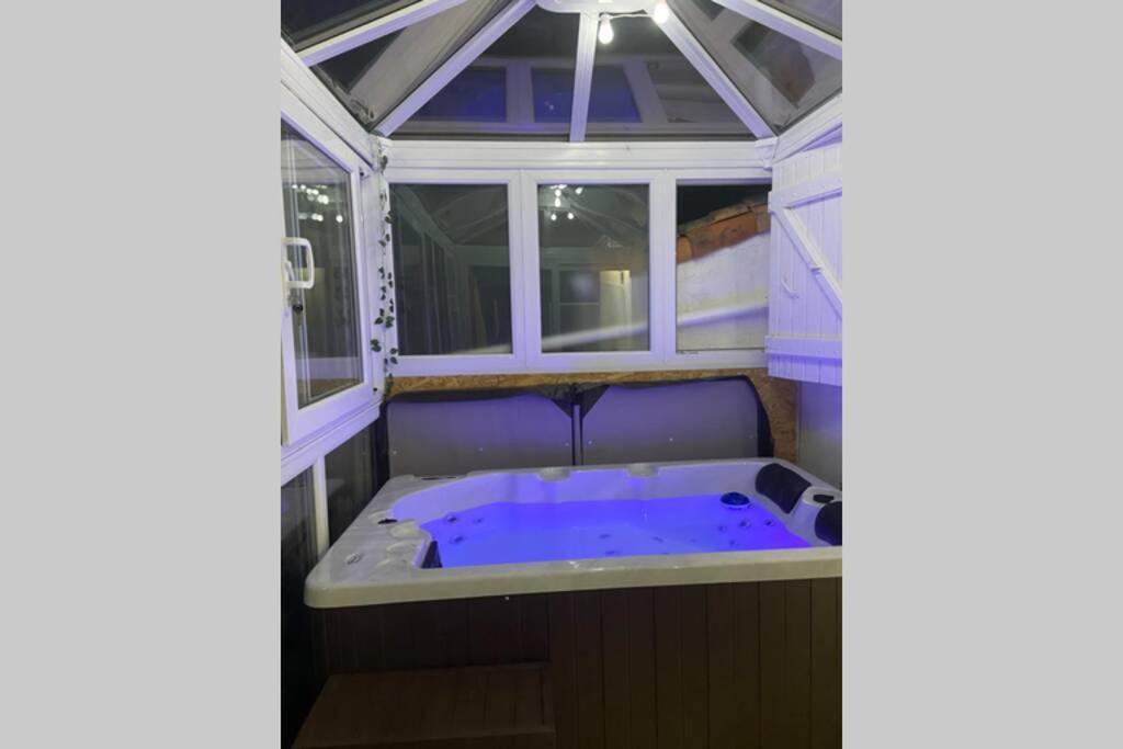 Maison de plage avec SPA/Jacuzzi à 250 m de la mer (la clé des chouans) La Tranche-sur-Mer Exterior foto